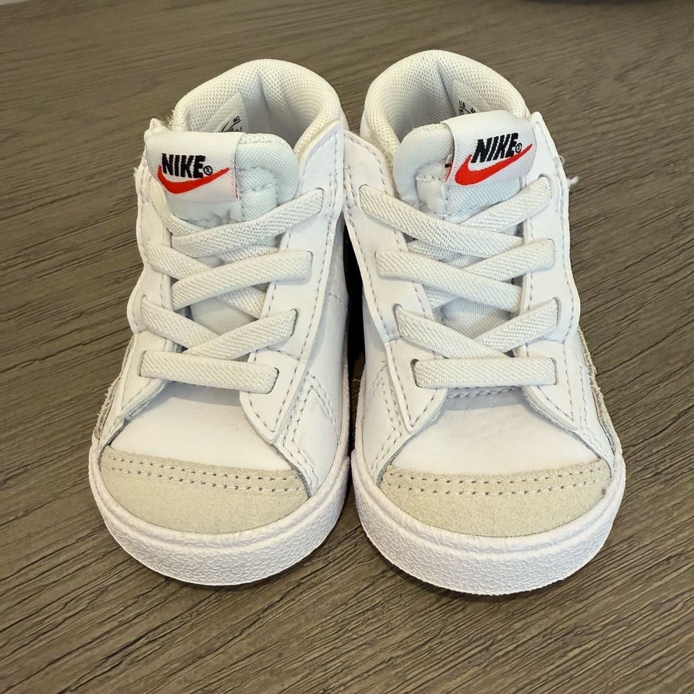 Nike Blazer Mid '77